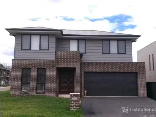 12 Prudence Street, Schofields House for rent Listed by Renta.