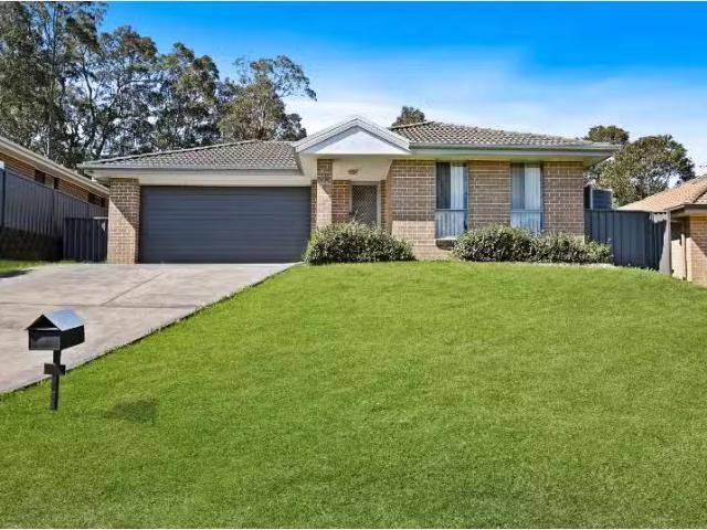 12 Pumphouse Crescent, RUTHERFORD House for rent Listed by El.