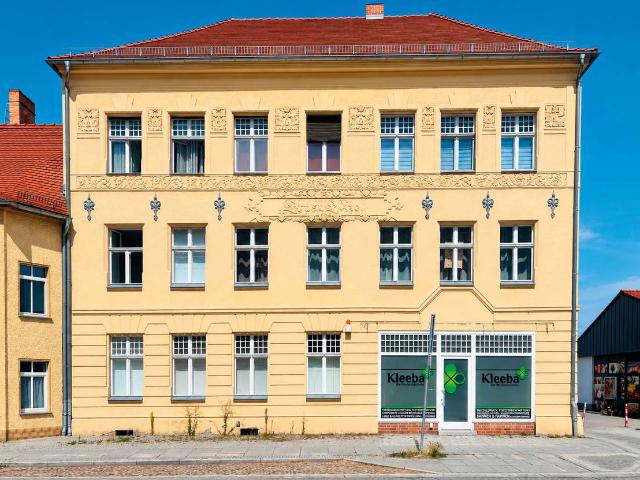 12 % Rendite Vollvermietetes Wohn und Geschäftshaus im Stadtzentrum