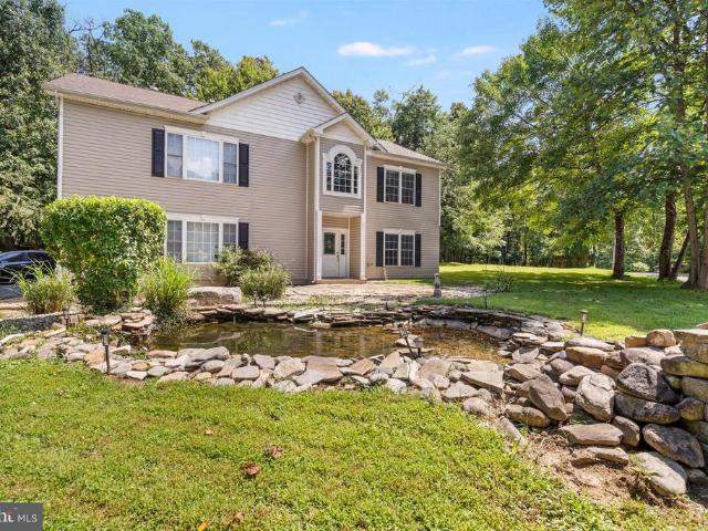 12 Red Squirrel Road