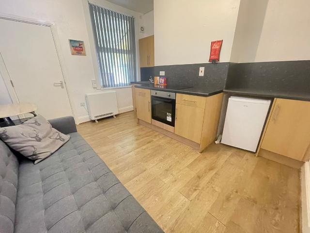 12 Regent Street, Balby, Doncaster DN4, 1 bed flat to rent, £550 pcm | PrimeLocation