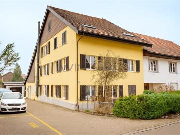 12 Room single house