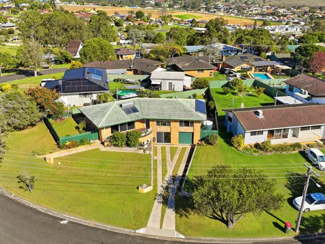 12 Roberts Drive South Grafton, NSW 2460