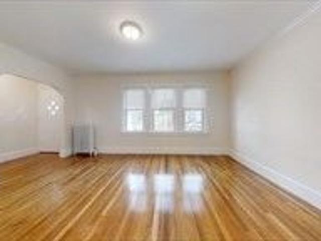 12 Rockland, Newton, US, MA