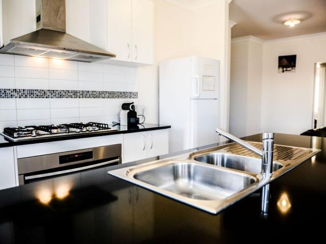 12 Rosapark BoulevardWebberton WA 6530, Australia