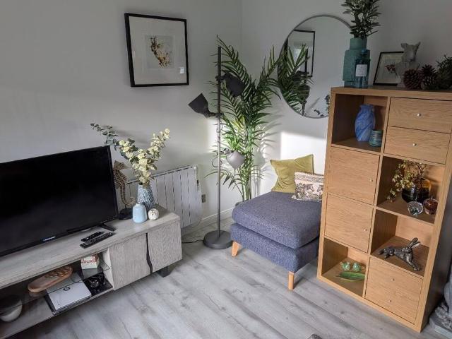 12 Rossmore Apartments, 48 Rossmore Drive, Belfast, BT7 3LA