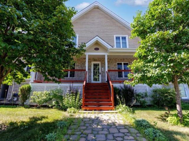 12 Rue Léonard, Saint Sauveur, QC, J0R 1R0 condo for sale | Listing ID 15814 | Royal LePage