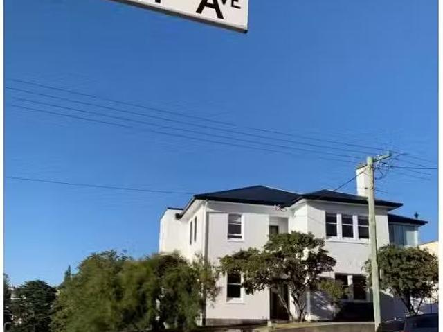1/2 Rupert Ave, Mount Stuart House for rent Listed by Harriso.
