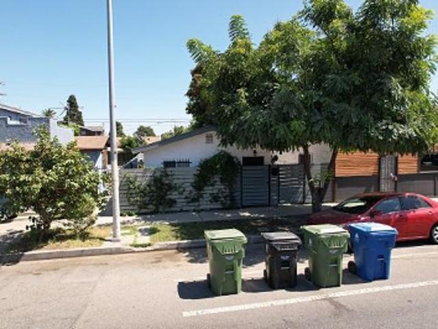 1/2 S San Pedro St