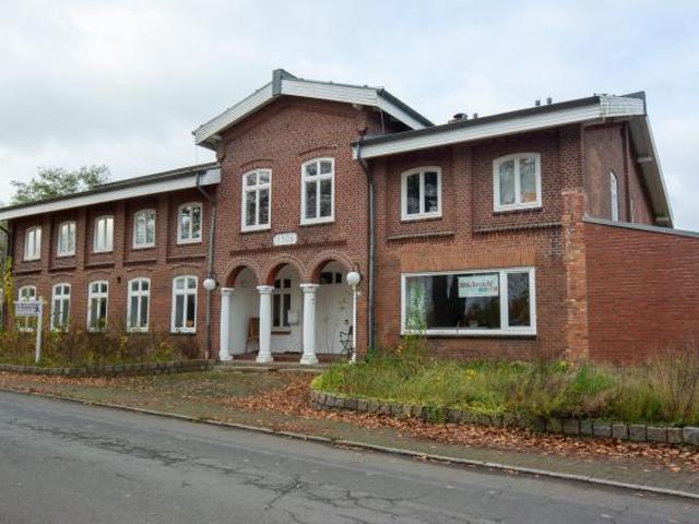 12 Schlafzimmer Haus Damsdorf Deutschland 87395638