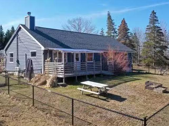 12 Sand Dollar Lane, Second Peninsula, NS, B0J 2C0 house for.