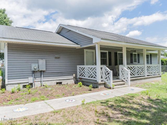12 Sandy Cove