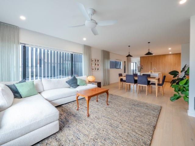 12 Seastar Elevated Coastal Living