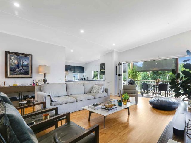 12 Small Street, Teneriffe