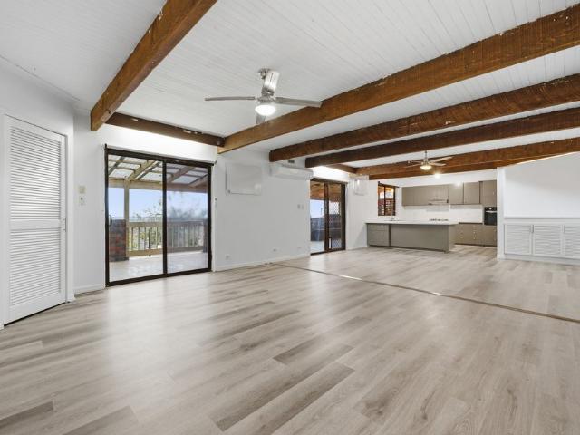 12 Springsong Pass, CHIRNSIDE PARK