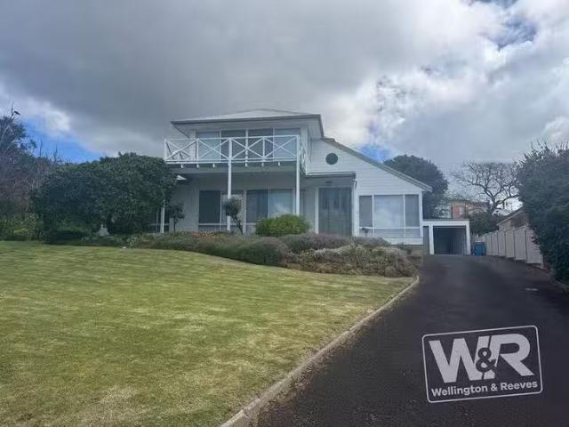 12 Swaine Rise, Spencer Park, WA 6330