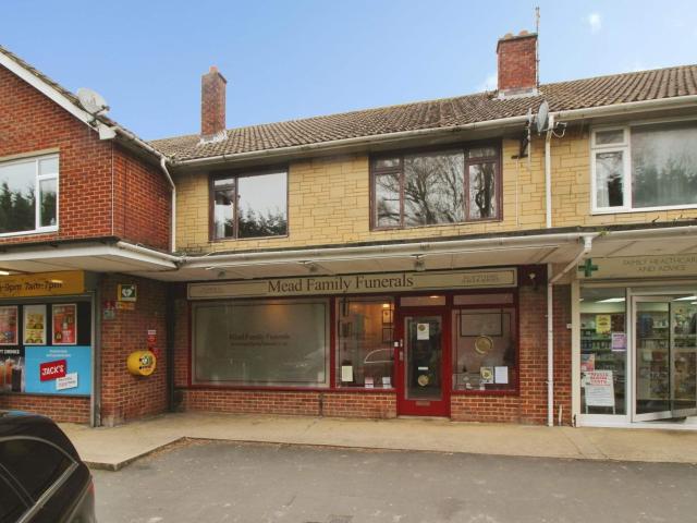 12, St. John Road Wroughton, Swindon 2 bedrooms Property for lettings Mcfarlane