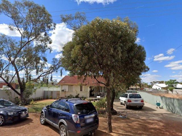12 Stone Way Dalwallinu WA 6609