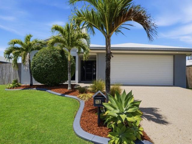 12 Stone Drive  Immaculate Family Living with a Tropical Poolside Paradise!