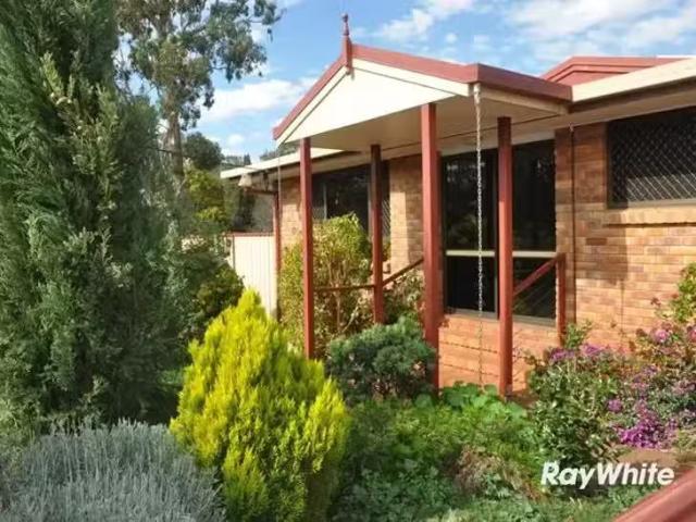 1/2 Storey Street, Centenary Heights, QLD 4350