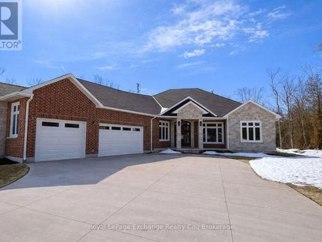 12 Sunset Place, Huron Kinloss, ON, N2Z 0G6 house for sale | Listing ID X12746 | Royal LePage