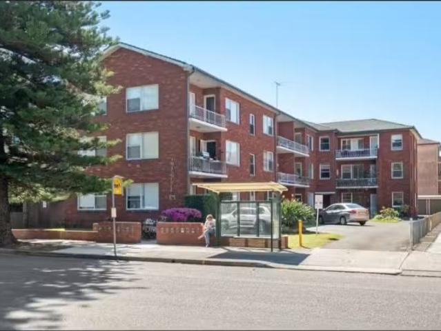 12a/176 Russell Avenue, Dolls Point Apartment for rent Listed.
