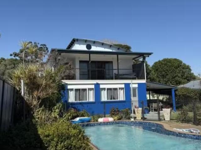 12A Jalibah St, TWEED HEADS Townhouse for rent Listed by Loca.