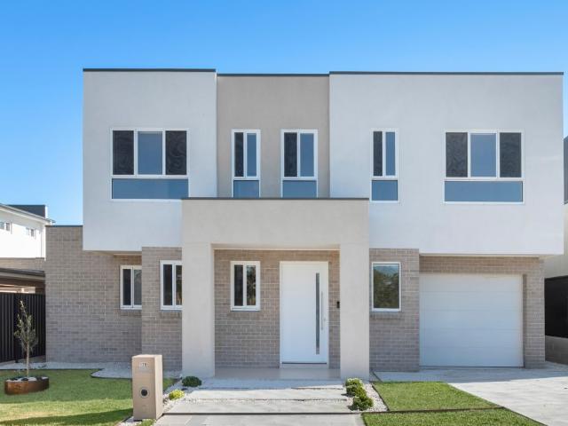 12a Lippizan Rd Austral