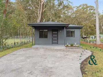 Medowie, Port Stephens - Garden, Air conditioning