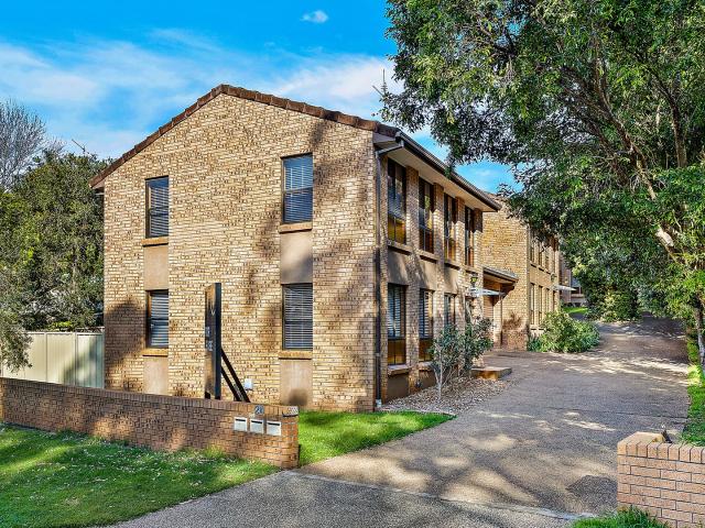 1/2A Myuna Way, Mangerton NSW 2500 Townhouse For Rent | Domain