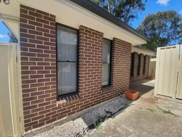 12a Stagg Place, AMBARVALE Apartment for rent Listed by Leasi.