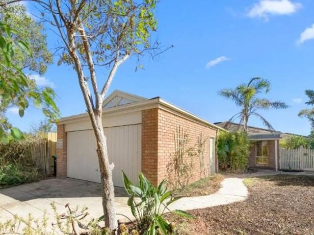 12A Penshurst Court, Hillside
