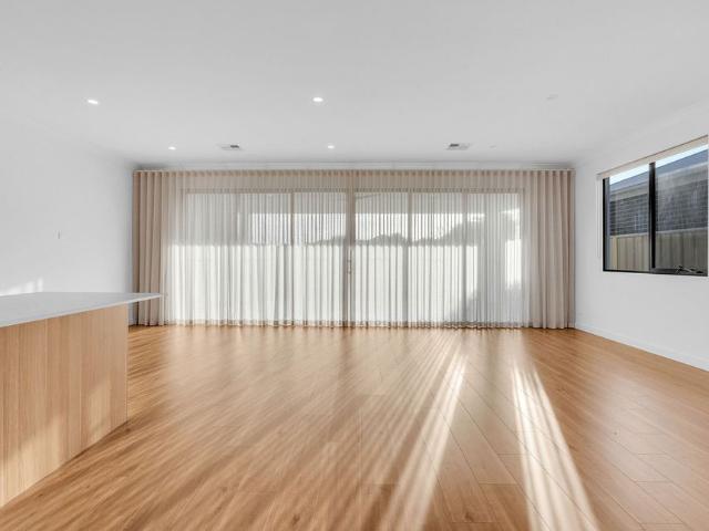 12b Acacia Avenue, Campbelltown SA 5074