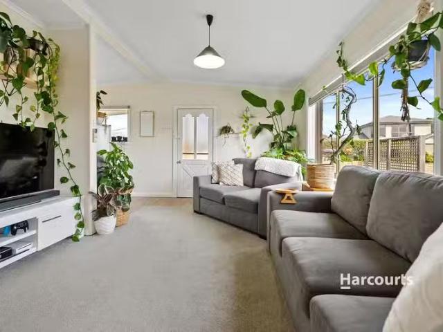 1/2C Moore Street, ULVERSTONE, TAS 7315 Unit for Rent