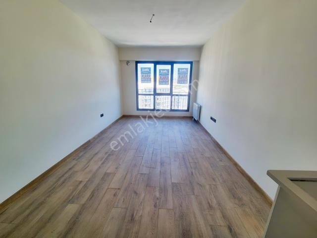 12c'de Manzaralı Amerikan Mutfak 2+1 Kiralık Daire