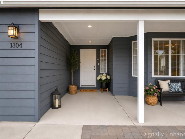 1304 NW 19TH CT