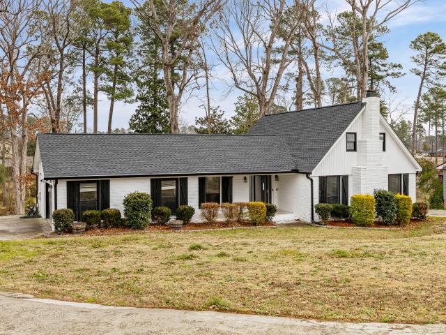 1304 Dominica Drive