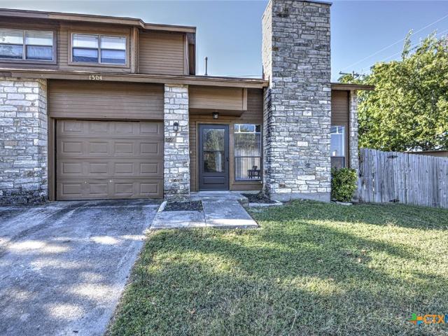 1304 Royal Crest Drive