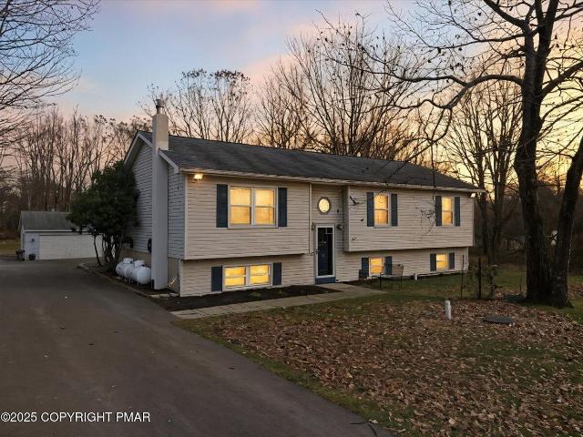 1304 Summit View Dr, Long Pond, PA 18334 | MLS #PM 142692