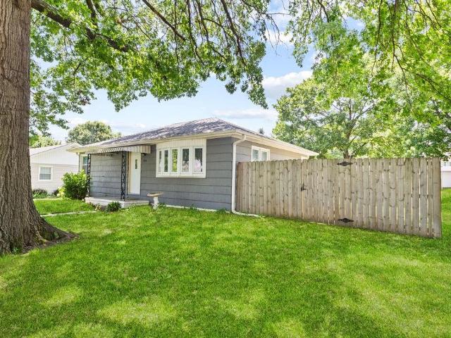 1304 S 39th Street