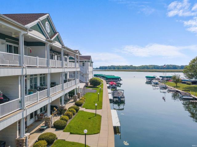 1304 S Harkless Drive