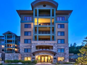 13051 Ritz Carlton Highlands Ct, Unit 4308 INTEREST 8, Truckee, CA 96161 | MLS #20251