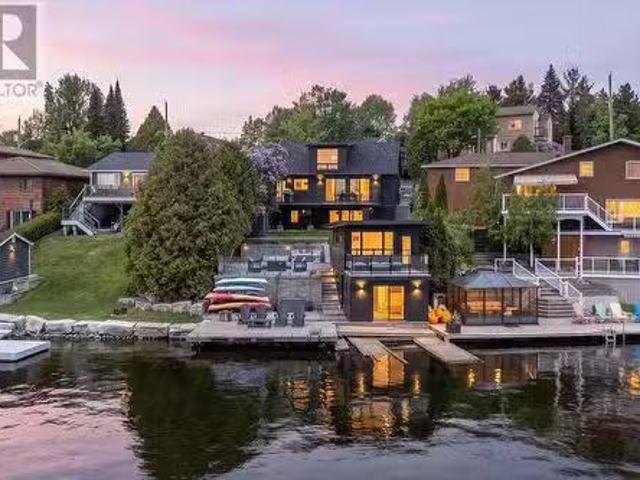 1305 North Shore Drive, Sudbury, ON, P3B 1E7 house for sale.