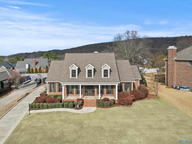 1305 Old Carriage Lane