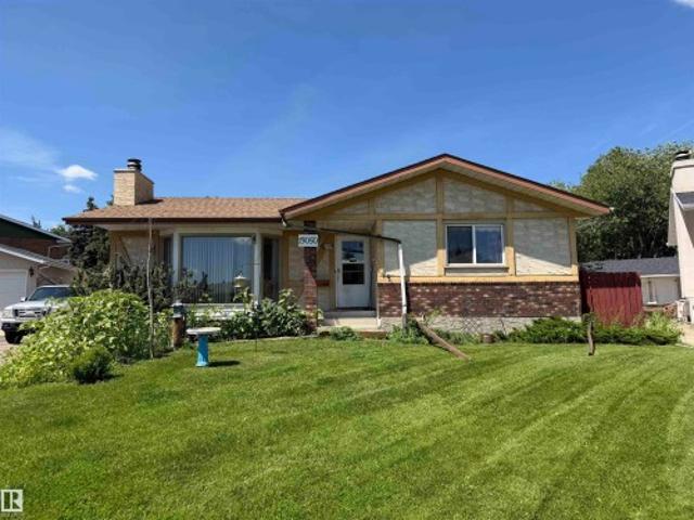 1305 A Street, Edmonton, AB, T5A 3E5 house for sale | Listing ID E4497 | Royal LePage