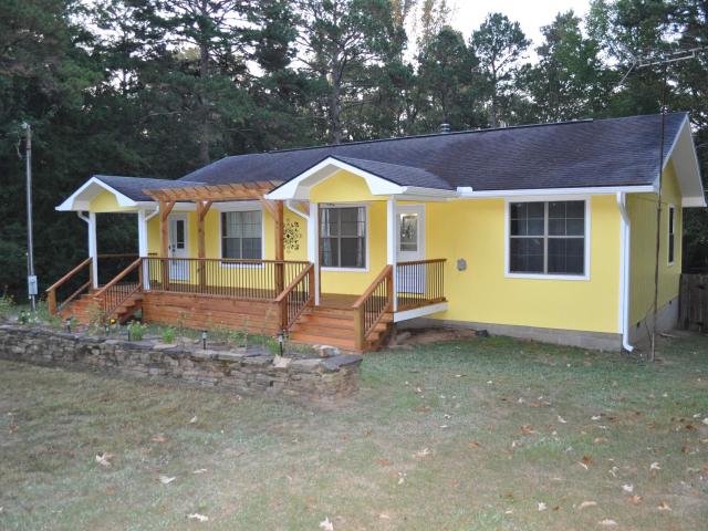 1305 Baker Lake