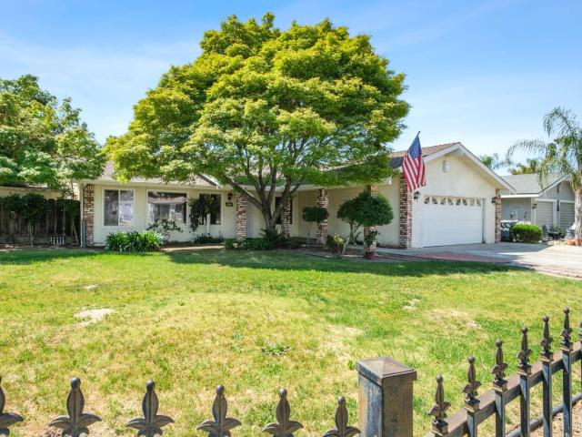 1305 Barbara St, Selma, CA 93662 | MLS #647279