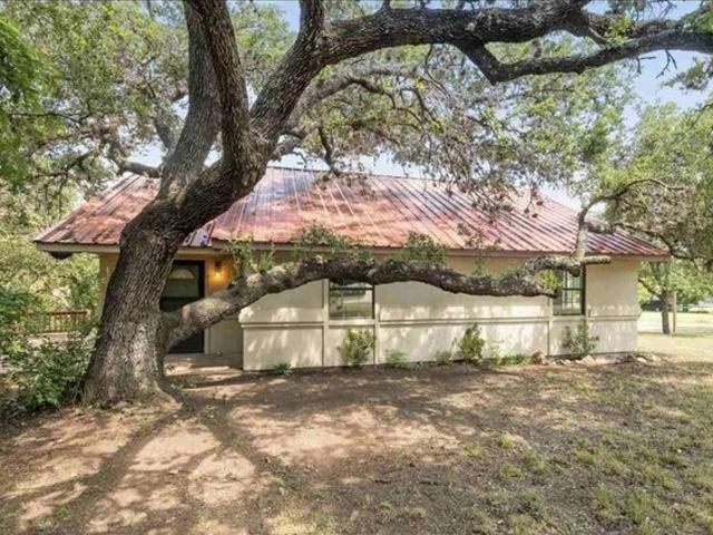 1305 County Road 132B, Kingsland, TX 78639