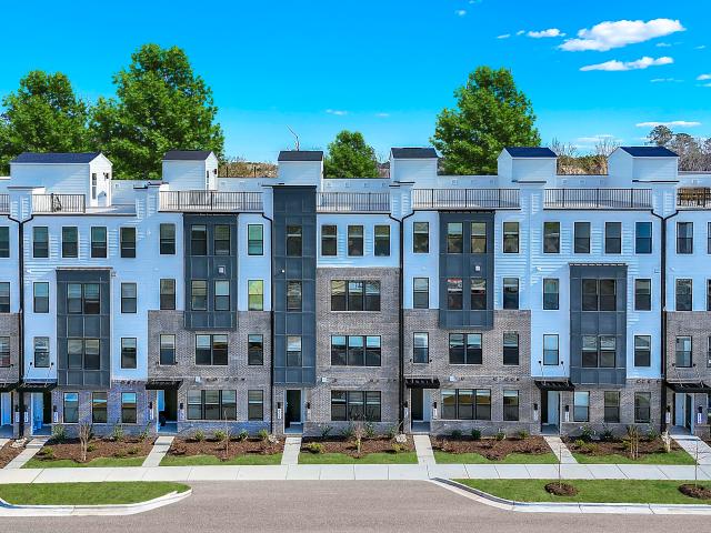 1305 Granholm Road 305
