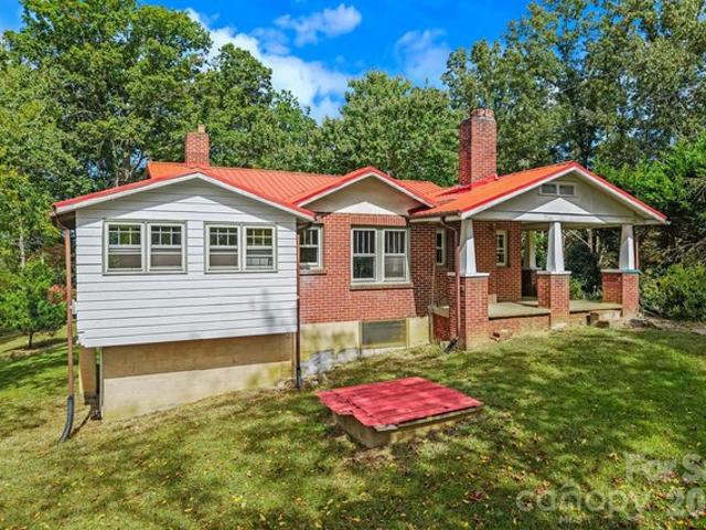 1305 Jenkins Valley Rd, Alexander, NC 28701